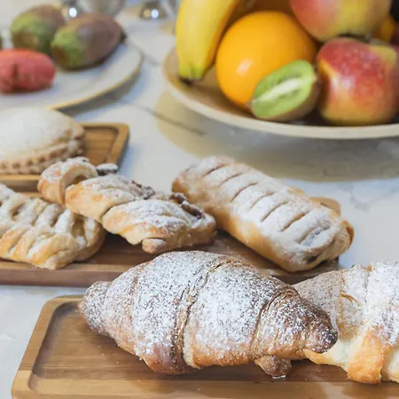 ベッド・アンド・ブレックファスト L'ombra Dell'ulivo マルサラ